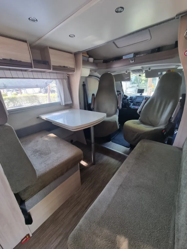 Fahrzeugbild Hobby Siesta T 65 HFL , 4 Schlafplätze #6