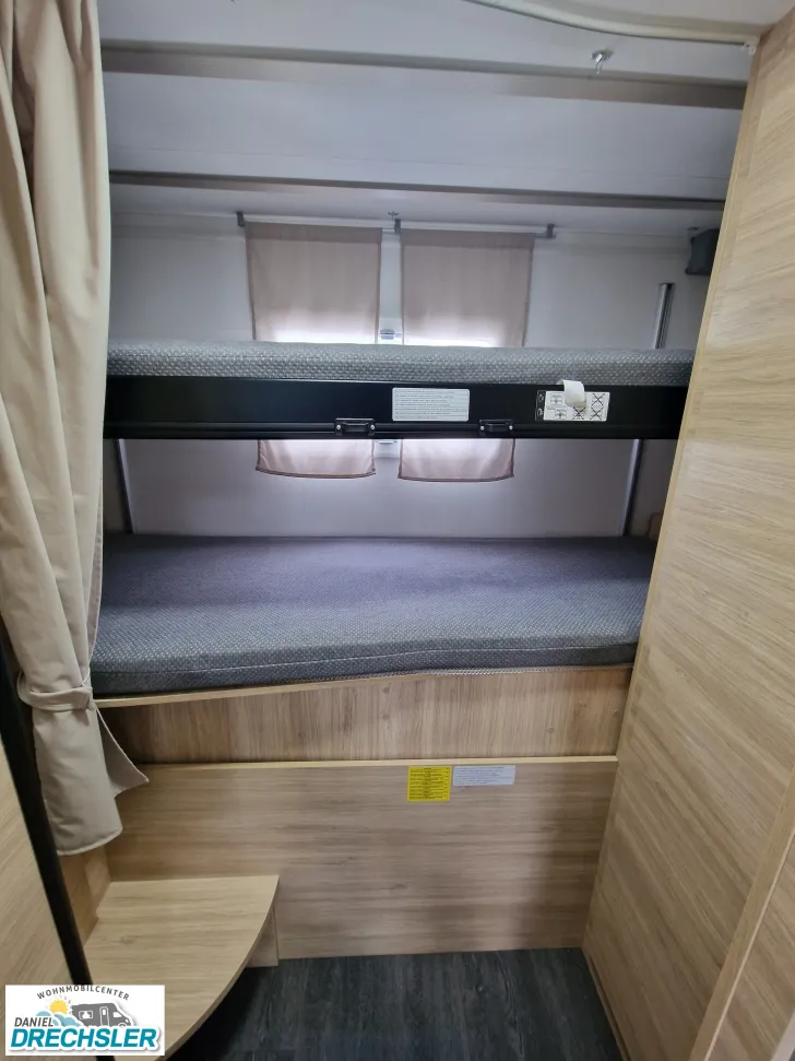 Fahrzeugbild Challenger 380 Break Edition #12