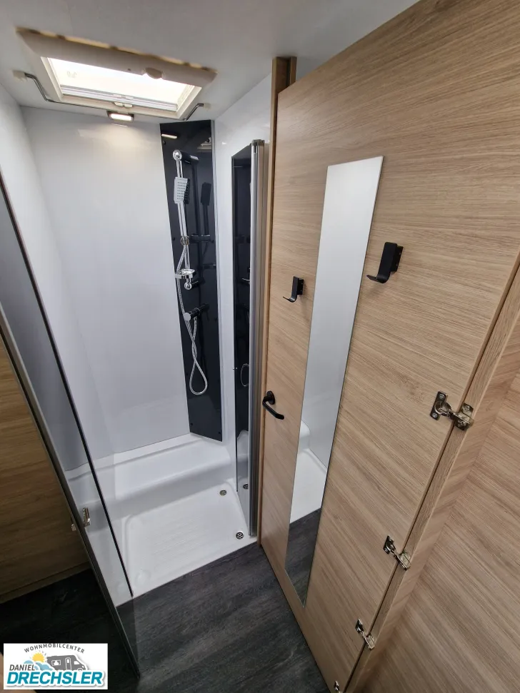 Fahrzeugbild Challenger 380 Break Edition #17