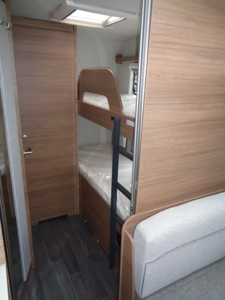 Fahrzeugbild Knaus Sport 500 KD m Klima Dach sofort Verfügbar #3