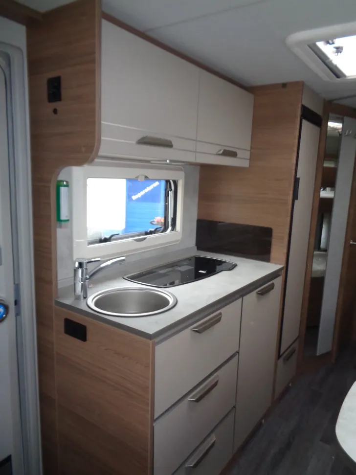 Fahrzeugbild Knaus Sport 500 KD m Klima Dach sofort Verfügbar #6
