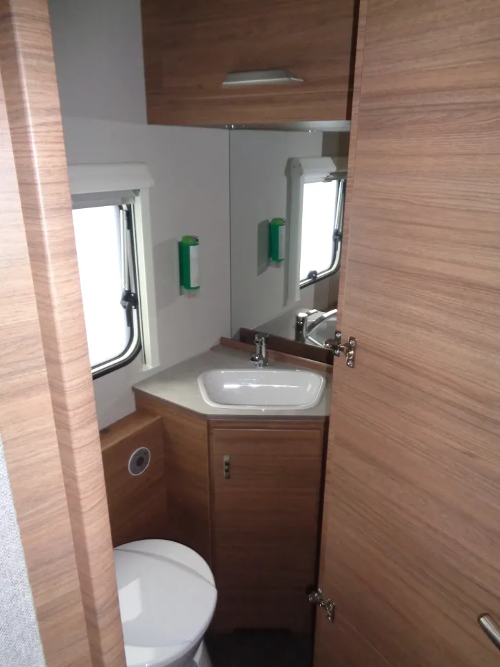 Fahrzeugbild Knaus Sport 500 KD m Klima Dach sofort Verfügbar #11