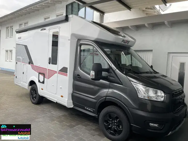 Fahrzeugbild Pilote ATLAS A630G mit Hubbett #1