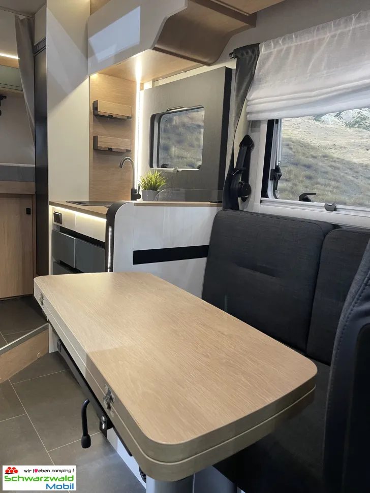 Fahrzeugbild Pilote ATLAS A630G mit Hubbett #7