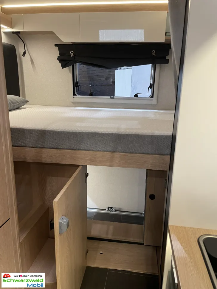 Fahrzeugbild Pilote ATLAS A630G mit Hubbett #8