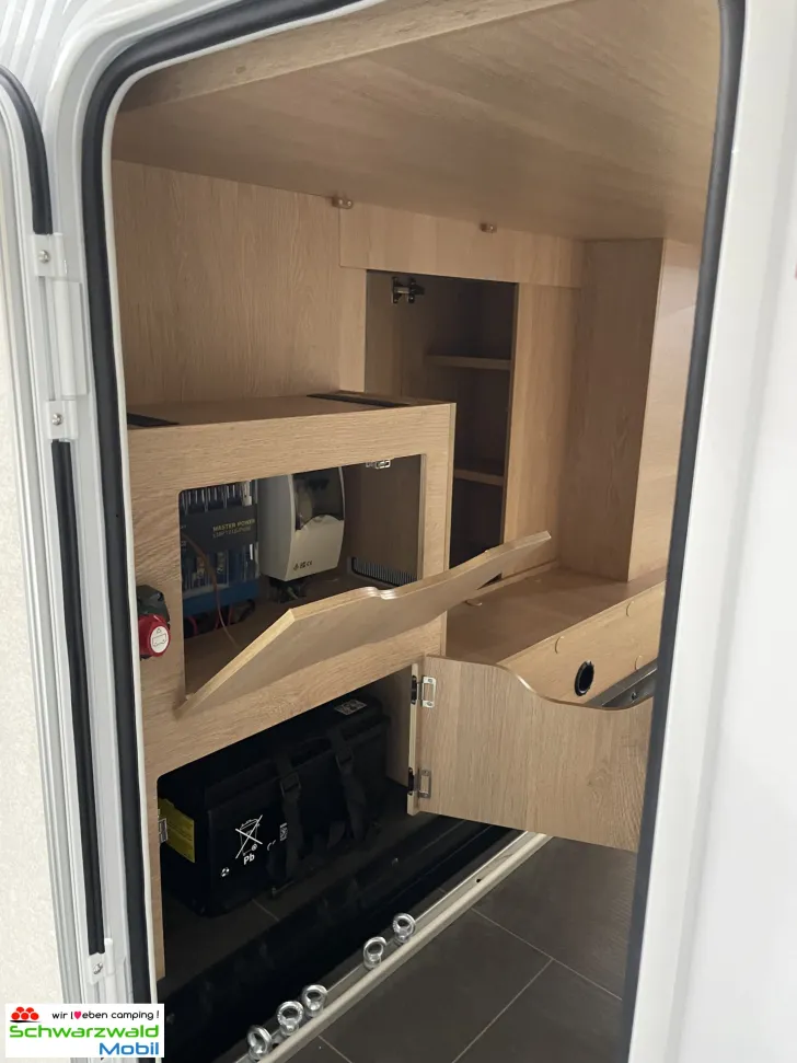 Fahrzeugbild Pilote ATLAS A630G mit Hubbett #11