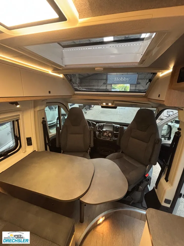 Fahrzeugbild Hobby ONTOUR VAN 600 FT neues Klappbad! #6