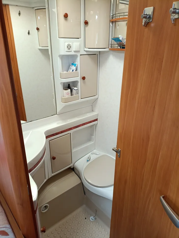 Fahrzeugbild Hobby Excellent 440 SF #4