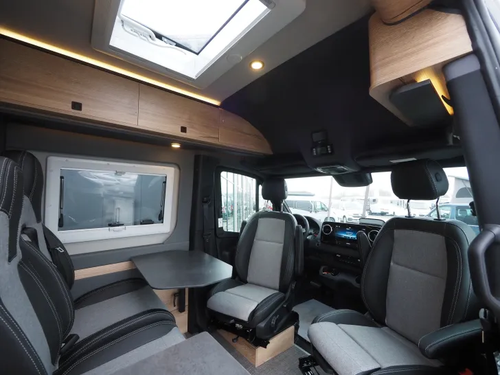 Fahrzeugbild Clever Aventuro 600, 4x4 Mercedes Sprinter, Delta uvm. #9