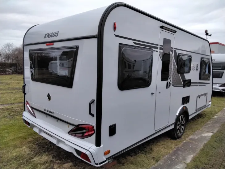 Fahrzeugbild Knaus Südwind 460 EU Black Selection Modell 2026 #4