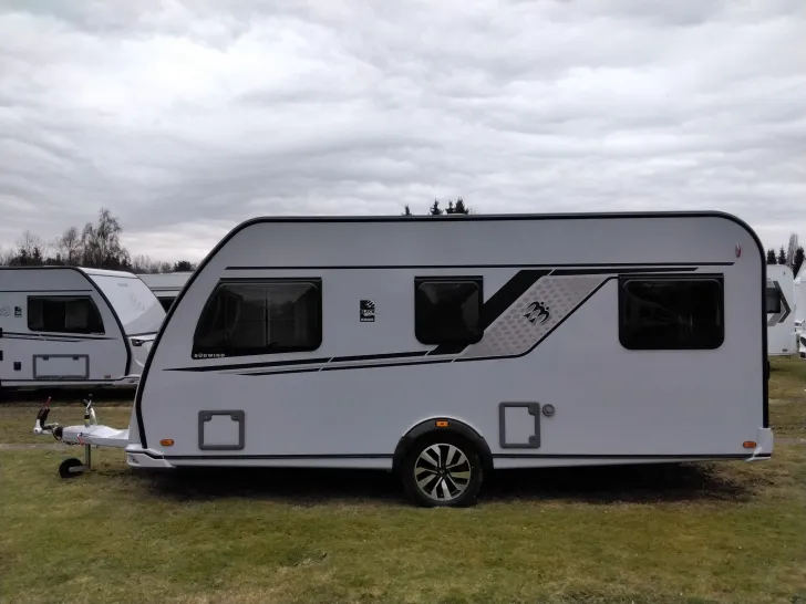 Fahrzeugbild Knaus Südwind 460 EU Black Selection Modell 2026 #12