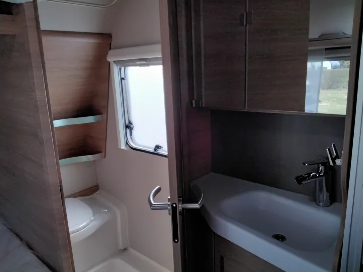 Fahrzeugbild Knaus Südwind 540 FDK Black Selection Modell 2026 #11