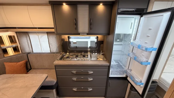 Fahrzeugbild Hobby De Luxe 540 UL #7