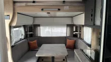 Weitere Sitzgruppe Hobby De Luxe 515 UHL Modell 2026 mit Hubbett