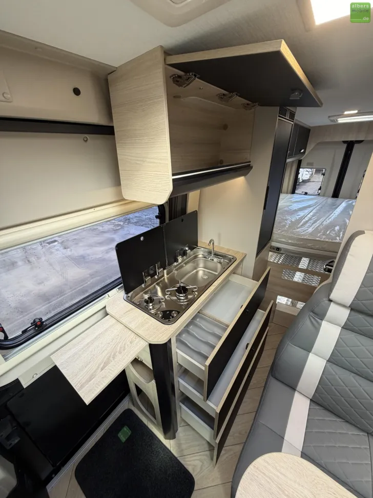 Fahrzeugbild Challenger Van Sport Edition V210 Hubbett Automatik 2026 #14