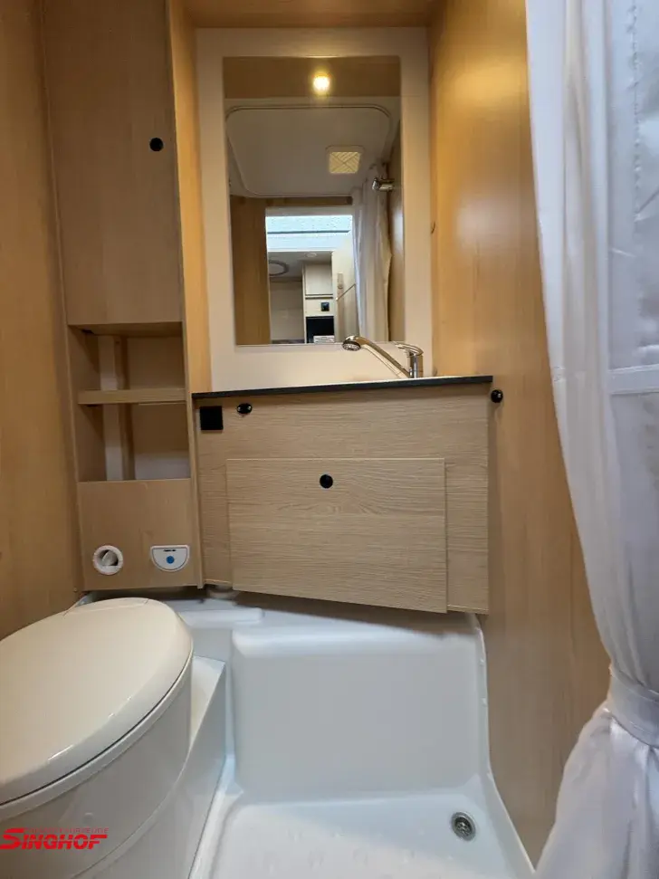 Fahrzeugbild Sunlight Sub TS 67 Citroen #11