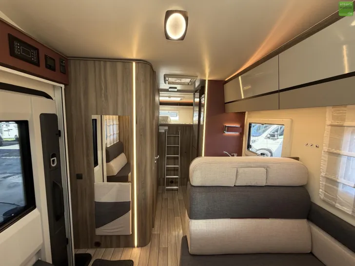 Fahrzeugbild Roller Team Kronos 290 M Sport Design Winter XXL-Garage 2026 #17