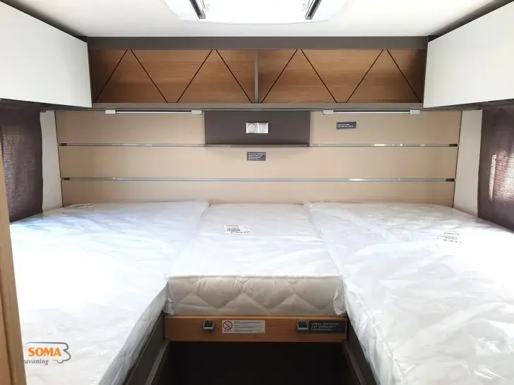 Fahrzeugbild LMC Tourer T 663 G - 70 Jahre Fiat #13