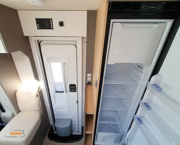 Fahrzeugbild LMC Tourer T 663 G - 70 Jahre Fiat #18