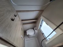 Weitere Betten Weinsberg CaraOne 450 FU