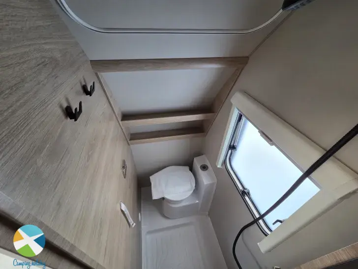 Weitere Betten Weinsberg CaraOne 450 FU