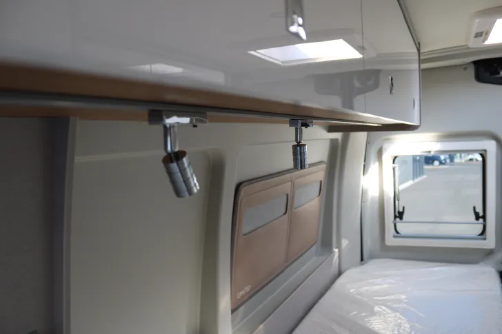 Fahrzeugbild Bürstner Delfin C 621+AHK+Truma Combi+Markise #16