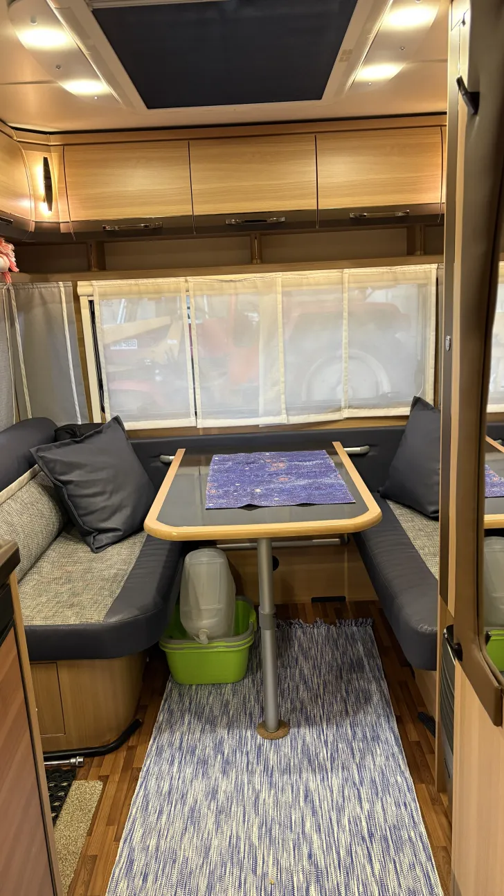 Grundriss Nacht LMC Musica 470 E , gut gepflegt