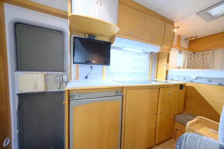 Fahrzeugbild Weinsberg Meteor 690 MQ/Festbett/Garage/Klima/Solar/DPF #14