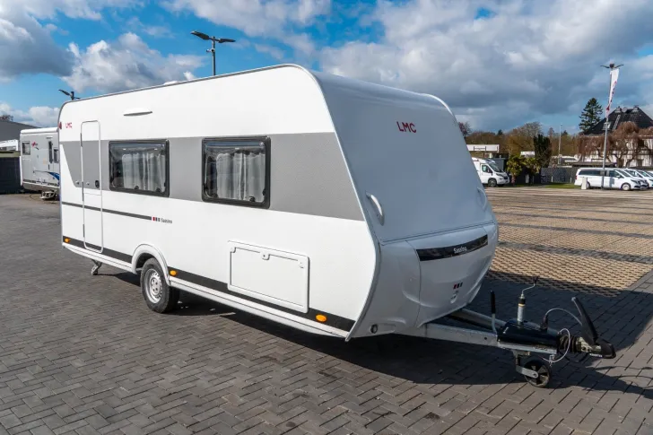 Fahrzeugbild LMC Sassino 450 D *Sassino P*Dusch P*1.500 kg* #1