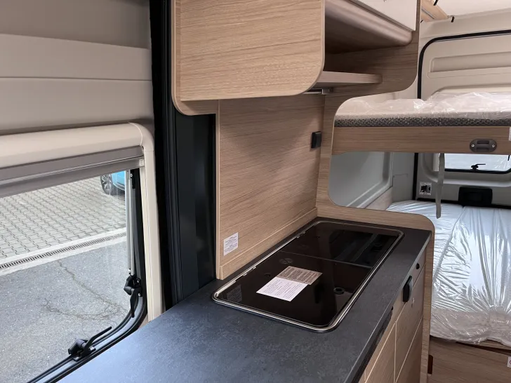 Fahrzeugbild Roadcar R 601, 4 Personen-Fahrzeug, Markise, Radtr. #21