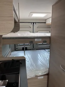 Fahrzeugbild Roadcar R 601, 4 Personen-Fahrzeug, Markise, Radtr. #30