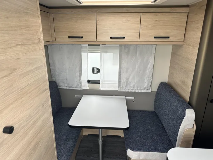 Fahrzeugbild Weinsberg CaraOne 420 QD #6