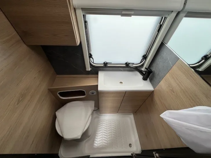 Fahrzeugbild Weinsberg CaraOne 480 EU #5