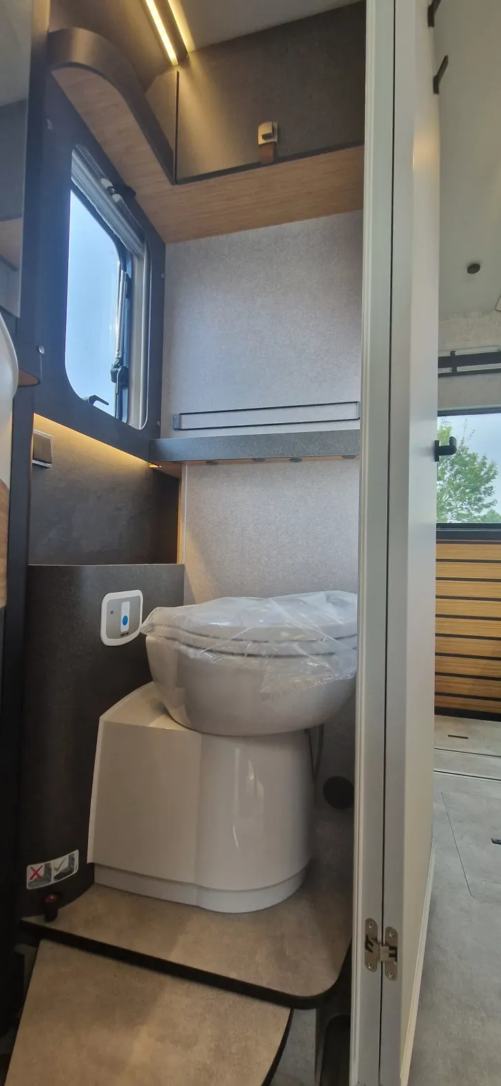 Fahrzeugbild Hymer Venture S #21