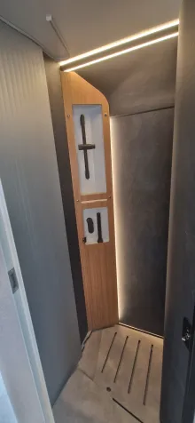 Fahrzeugbild Hymer Venture S #24