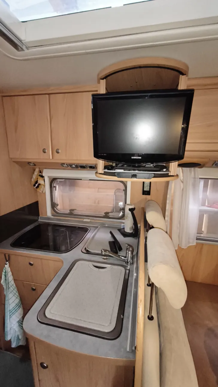 Fahrzeugbild Bürstner Levanto A 576 1. Hand #9