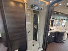 Fahrzeugbild Concorde Liner 990 GI MEGAVOLL*150.000 EUR sparen* #12