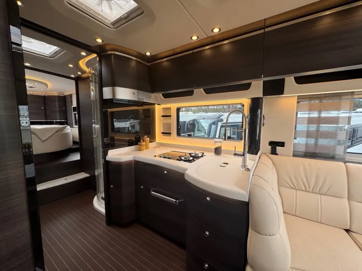 Fahrzeugbild Concorde Liner 990 GI MEGAVOLL*150.000 EUR sparen* #9