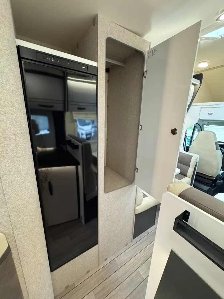 Fahrzeugbild Forster A 699 VB, MJ25, SAT, TV, LITHUM, SOLAR,... #23