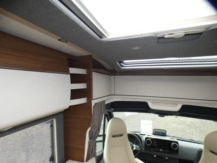 Fahrzeugbild Carthago chic c-line T 4.9 LE Leder Alde Wechselrichter #18