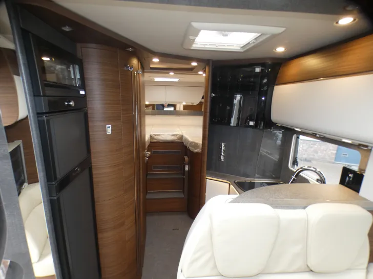 Fahrzeugbild Carthago chic c-line T 4.9 LE Leder Alde Wechselrichter #32