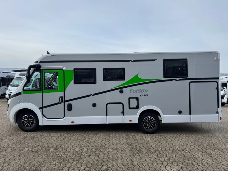 Fahrzeugbild Forster Integriert I 745 QF, 26, LITHIUM, SOLAR, TV #9