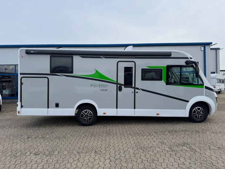 Fahrzeugbild Forster Integriert I 745 QF, 26, LITHIUM, SOLAR, TV #13