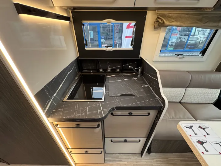 Fahrzeugbild Forster Integriert I 745 QF, 26, LITHIUM, SOLAR, TV #28