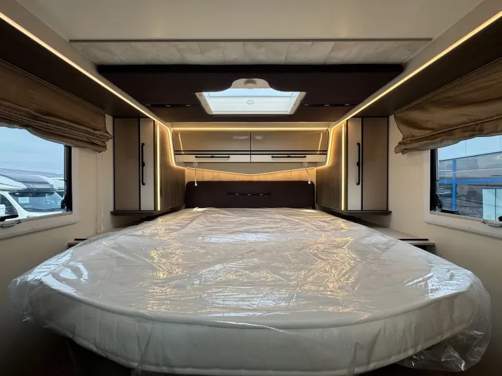 Fahrzeugbild Forster Integriert I 745 QF, 26, LITHIUM, SOLAR, TV #38