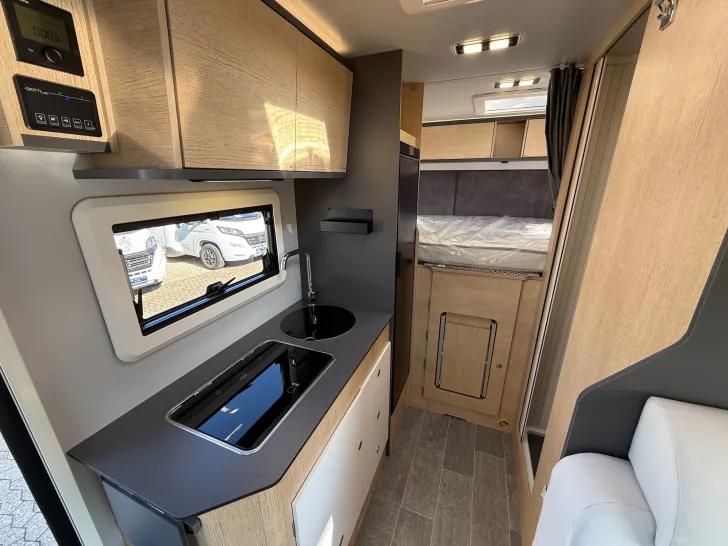 Fahrzeugbild GIOTTILINE Compact CX60 Premiere, AUTOMATIK, SOLAR, ... #19
