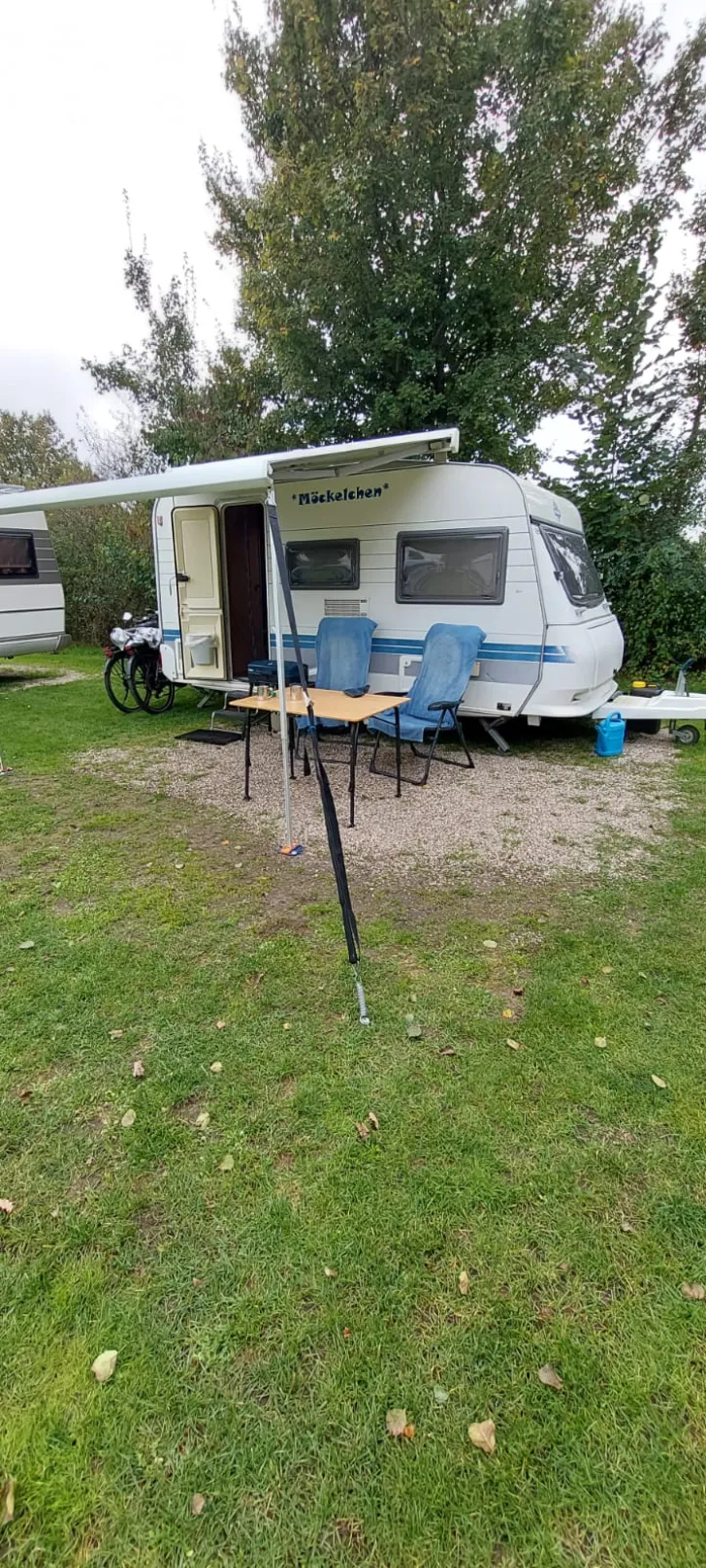 Fahrzeugbild Hobby De Luxe Easy 400 SF gut gepflegt, Solar, #1