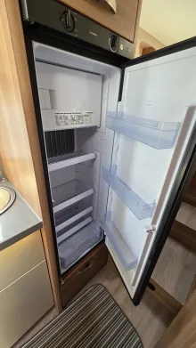 Fahrzeugbild Weinsberg CaraCompact 600 MEG EDITION [PEPPER] Längsbetten mit nur 3.750km !! #10