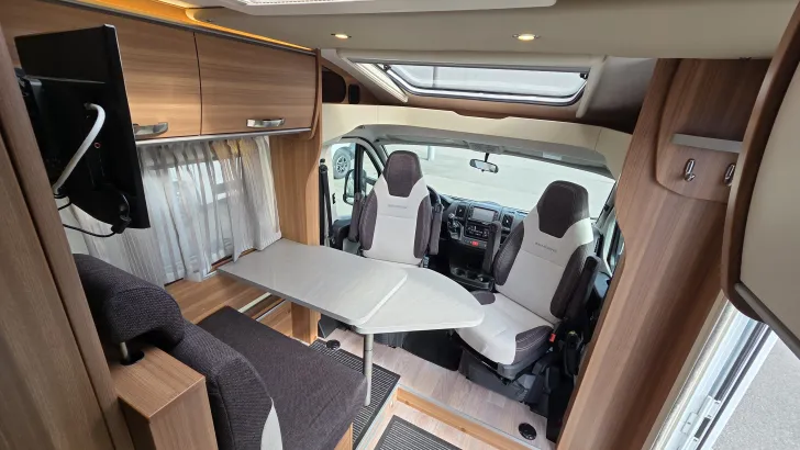 Fahrzeugbild Weinsberg CaraCompact 600 MEG EDITION [PEPPER] Längsbetten mit nur 3.750km !! #17