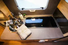 Fahrzeugbild Knaus Südwind 580 QS Black Selection | Modelljahr 2026 #8